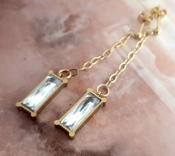 gold earrings made of stainless steel