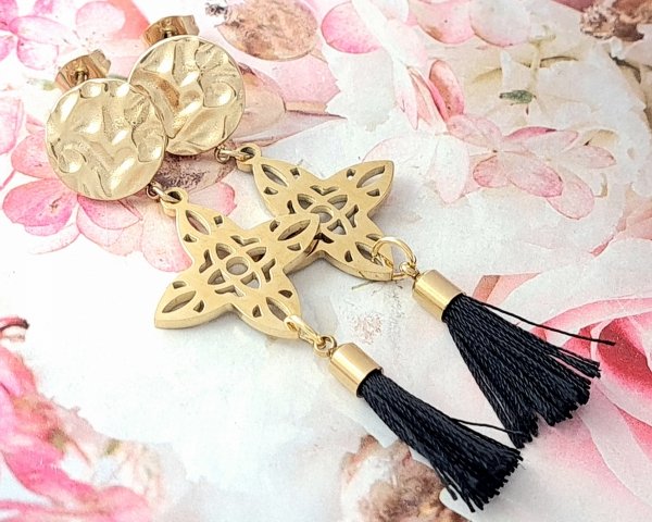 gold earrings made of stainless steel