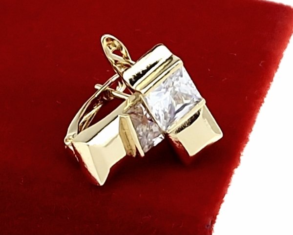 gold plated earrings with exclusive cubic zirconia