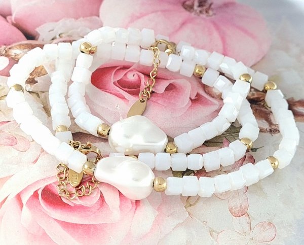 Jewelry set for a girl set necklace bracelet surgical steel crystals pearl