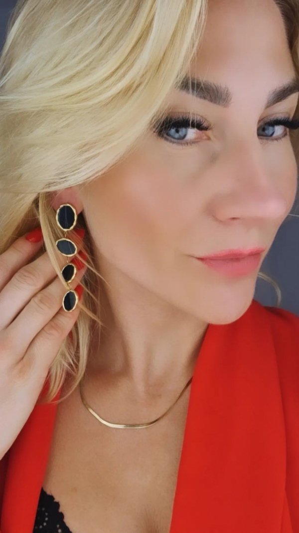 gold earrings made of stainless steel