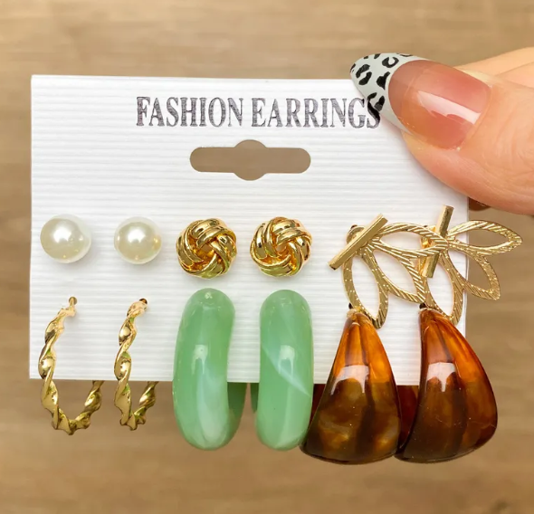 Golden earrings silk flowers