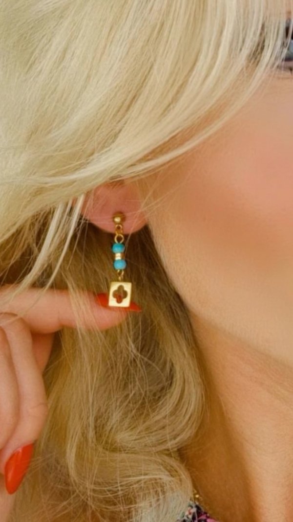 gold earrings made of stainless steel