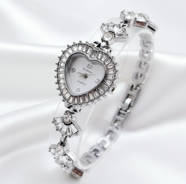 4280 Ekskluzywny damski srebrny zegarek Kurren klasyk cyrkonie serce