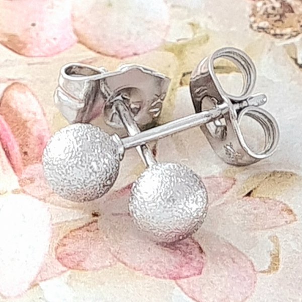 4379 Srebrne kolczyki kulki pozłacane 18k Xuping wtyczki 5mm
