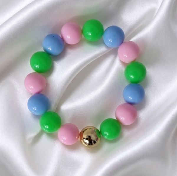 2490 Bransoletka koraliki akrylowe na gumce jubilerskiej