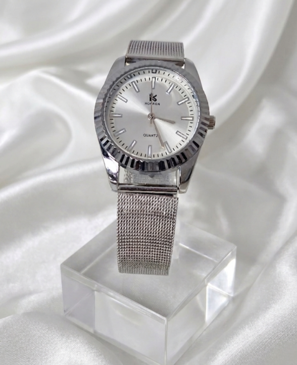 1820k Ekskluzywny damski srebrny zegarek błyszczący Kurren klasyk stal chirurgiczna