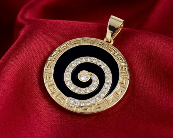 4437 Złota zawieszka błyszcząca pozłacana 14k cyrkonie wzór grecki