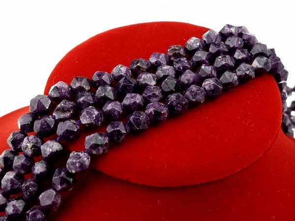 4467 naturalne koraliki z jaspisu sezamowego, fasetowane, okrągłe koraliki o szlifie gwiazdkowym, fioletowe, 7~8x6~7,5x6~7,5 mm, otwór: 1 mm, około 48~49 szt./sznur,