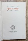 Jan Brzękowski Życie w czasie. Studia i szkice