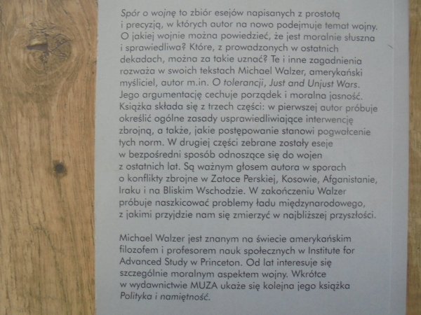 Michael Walzer • Spór o wojnę