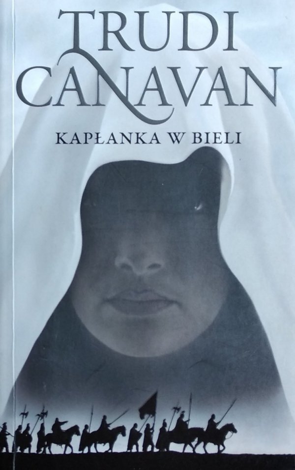 Trudi Canavan • Kapłanka w bieli 