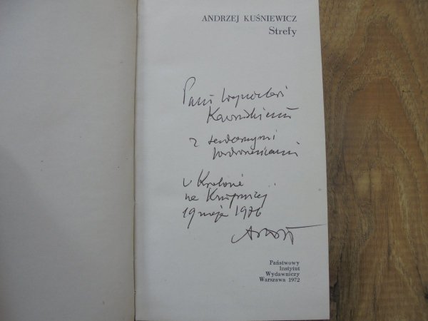 Andrzej Kuśniewicz • Strefy [dedykacja autorska]