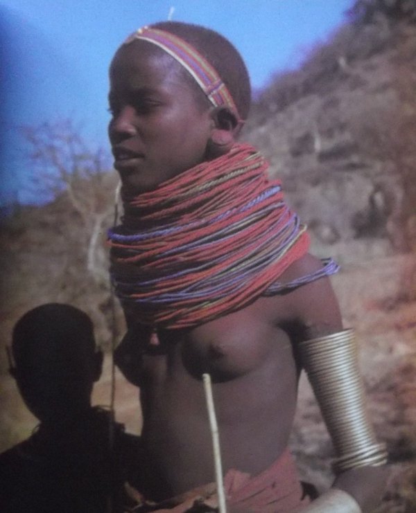 Heinrich Loth • Kobieta w dawnej Afryce