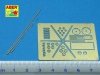 Aber R-30 German 2m, 1,8m and 1,4m aerials for command tanks (1:35)