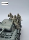 Ardennes Miniature 35015 WW2  GERMAN SOLDIER 1/35