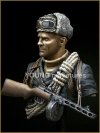 Young Miniatures YM1827 SOVIET MOUNTAINEER OFFICER 1942 1/10