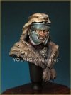 Young Miniatures YH1803 ROMAN SIGNIFER 1st Century A.D 1/10