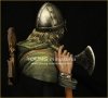 Young Miniatures YH1841 VIKING Warrior 1/10