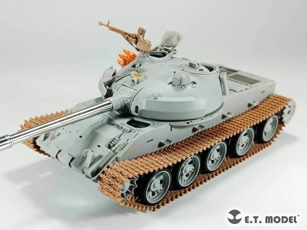 E.T. Model P35-053 Russian T-55 T-62 T-72 RMSh Workable