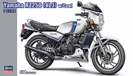 Hasegawa 21758 Yamaha RZ250 (4L3) w/Cowl (1982) 1/12