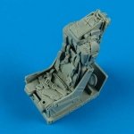 Quickboost QB32140 F-8 Crusader ejection seat with safety belts 1/32