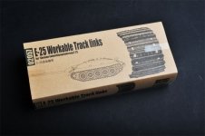 Trumpeter 02057 Workable Track links for E-25 (1:35)