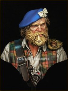 Young Miniatures YH1838 Highland Clansman 1/10