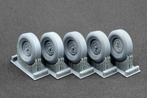 ScaleX WM 35019S CARGO TRUCK T2 Sagged wheel set (for AK-Interactive) 1/35