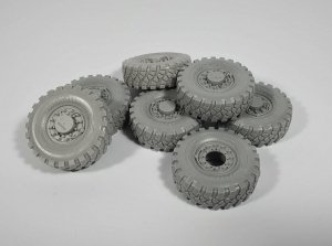 Panzer Art RE35-745 MTVR M24 Road wheels (Goodyear) 1/35