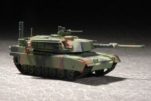 Trumpeter 07276 M1A1 Abrams MBT (1:72)