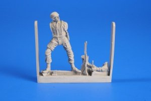 CMK F48269 German WW II Paratroops with FG-42 1/48