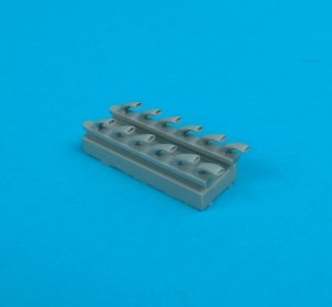 Quickboost QB32015 Ju 87G exhausts Hasegawa 1/32