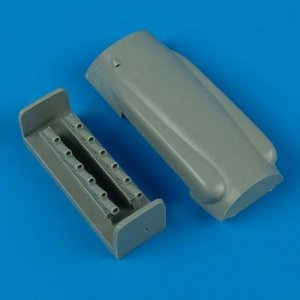 Quickboost QB48246 Spitfire Mk. XIV cowling and exhaust - round Academy 1/48