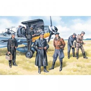 ICM 48082 WWII Luftwaffe Pilots and Ground Personnel 39-45 (1:48)