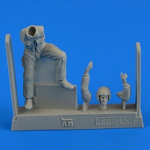 Aerobonus 480165 Warsaw Pact Aircraft Mechanic - part 1 1/48