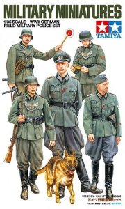 Tamiya 35320 German Field Military Police (1:35)
