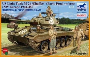 Bronco CB35069 US Light Tank M-24 Chaffee (WWII Prod.) w/ Tank Crew Set (1:35)
