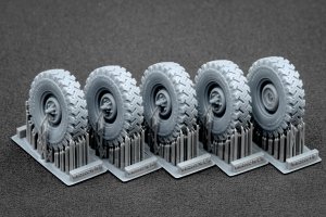 ScaleX WM 35021S L. Rover 88 7.5 big Sagged wheel set (for AK-Interactive) 1/35