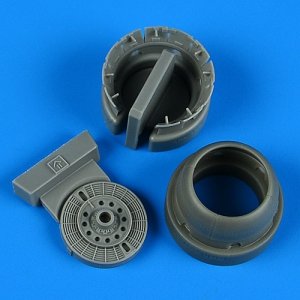 Quickboost QB72691 Fw 190D-11/12/13 cowling and cooling flaps (opened) 1/72