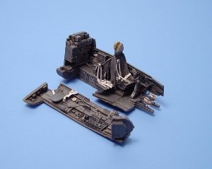 Aires 4052 Junkers Ju 88A-4 cockpit set 1/48 REVELL