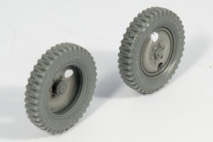 Panzer Art RE35-361 Mercedes 1500 early 2 holes road wheels (gelande pattern) 1/35