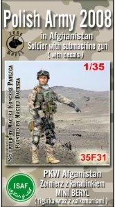 Toro 35F31 PKW Afganistan - Żołnierz z karabinkiem MINI BERYL Figurka wraz z kalkomanią 1/35