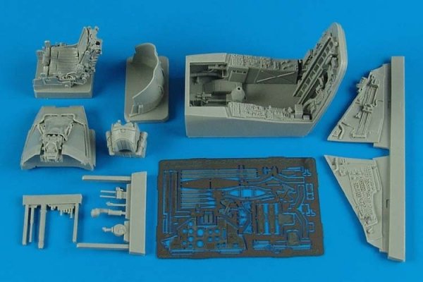 Aires 2154 Su 25K Frogfoot A cockpit set 1/32 Trumpeter
