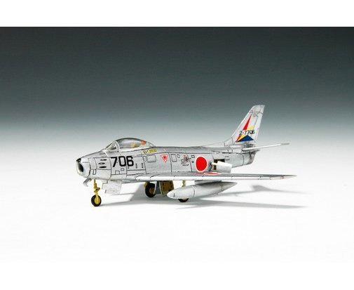 Trumpeter 01321 F-86F-40 Sabre 1/144