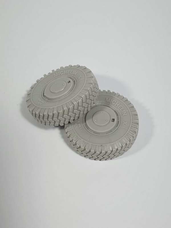 Panzer Art RE35-747 IFV “Puma” 4×4 Road wheels 1/35