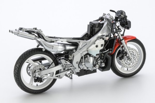 Hasegawa 21517-BK17 Yamaha TZR250 (3MA) (1989) 1/12