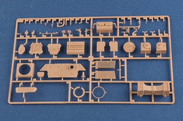 Hobby Boss 84557 Leopard C2 MEXAS with TWMP Track Width Mine Plow 1/35
