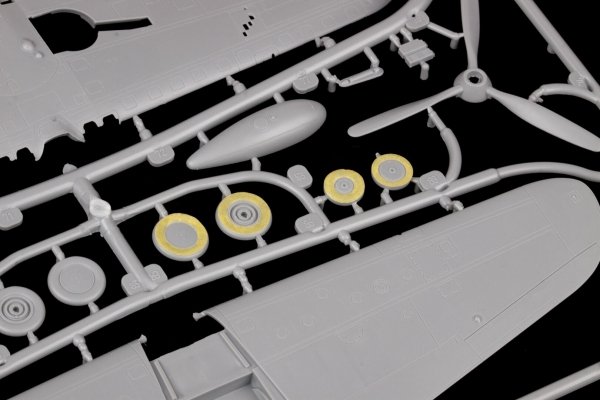 Eduard EX1067 P-39Q ARMA HOBBY 1/48