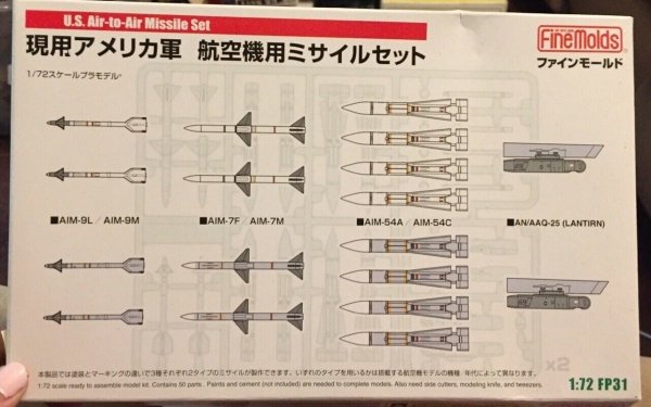 Fine Molds FP31 U.S. Air-to-Air Missile Set 1/72